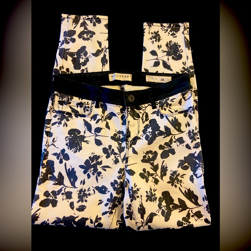 BullHead Women’s Junior Denim White Black Denim Jeans Junior Size:9